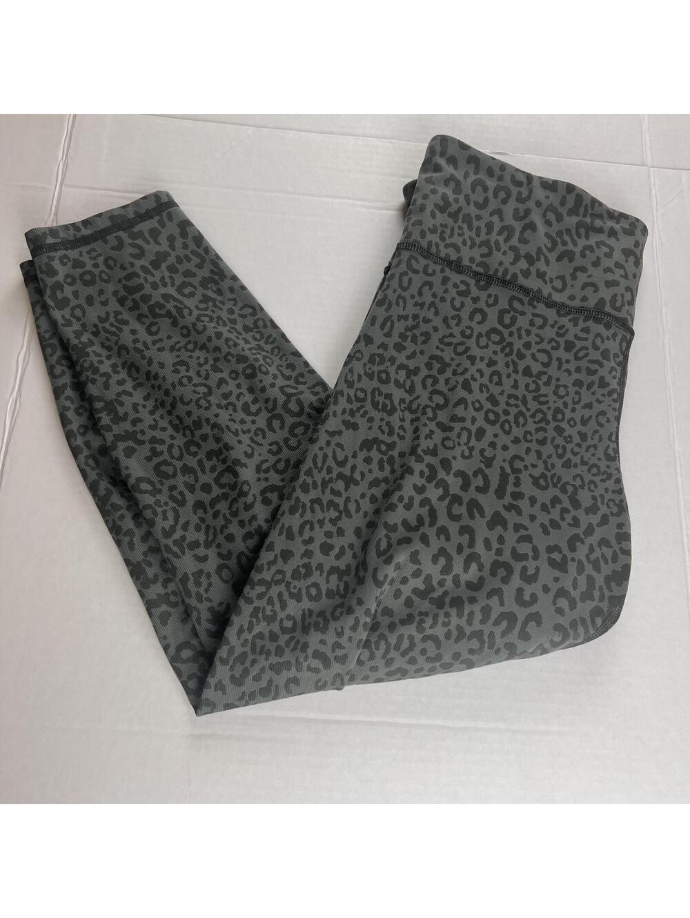 Fitness, GapFit High Rise Blackout Jacquard Leggings Womens Green/Gray Leopard L